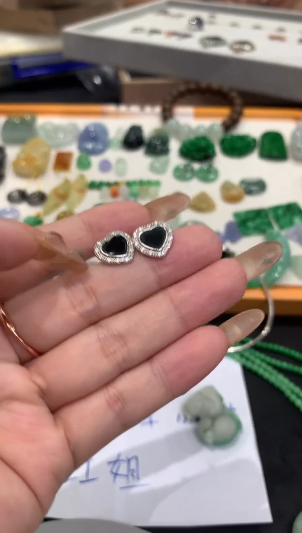 翡翠银S925镶嵌耳饰翡翠