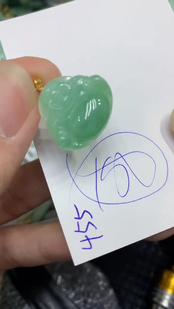 颈饰18K金镶嵌翡翠缅甸A货翡翠