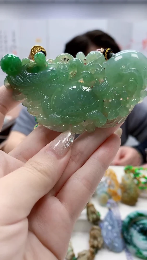 未镶嵌定制翡翠5060jw-毛货挂件65