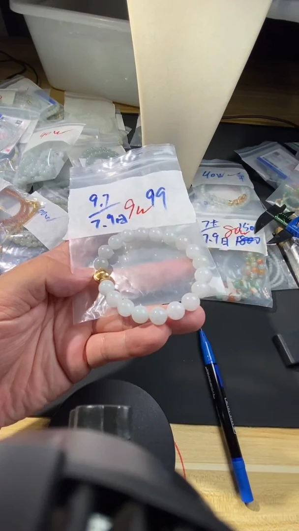 翡翠未镶嵌颈饰纯天然缅甸翡翠