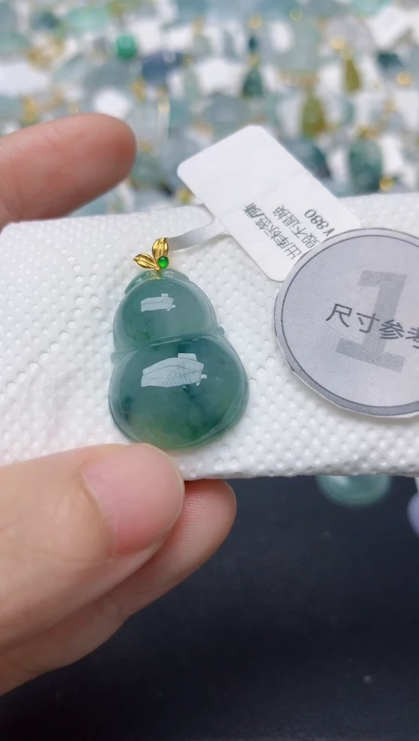 颈饰18K金镶嵌翡翠天然缅甸A货翡翠