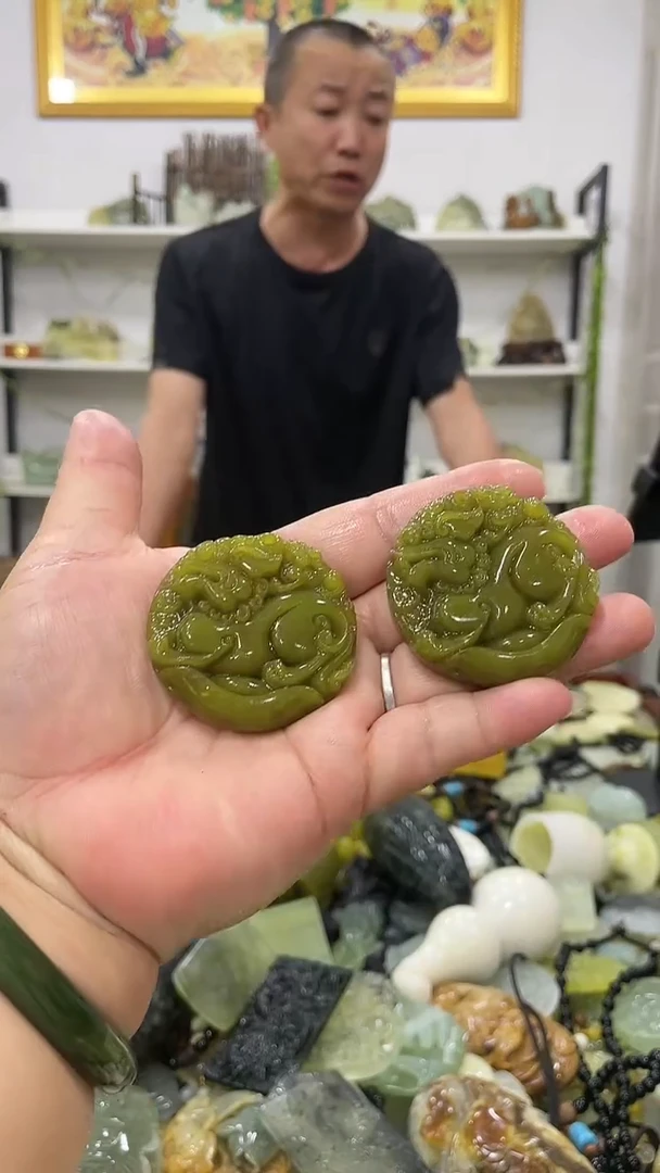 岫玉未镶嵌吊坠多样性发货其中发一件