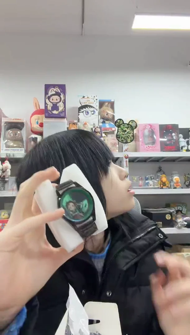 动态1炭治郎手表一个