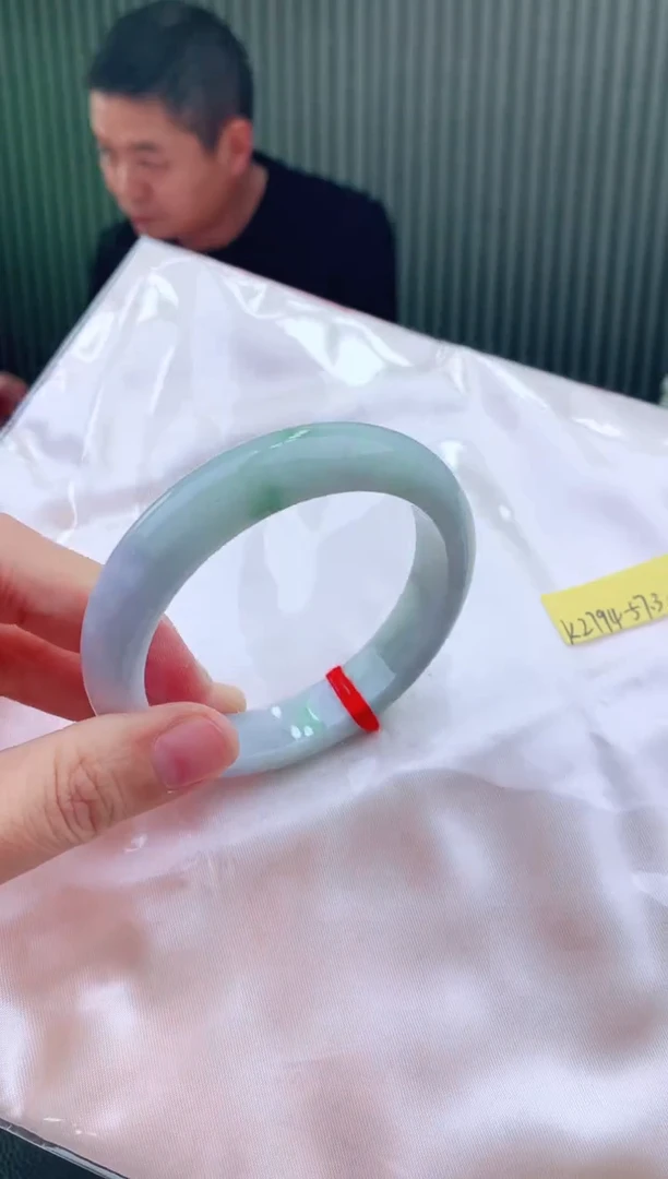 未镶嵌手镯翡翠57