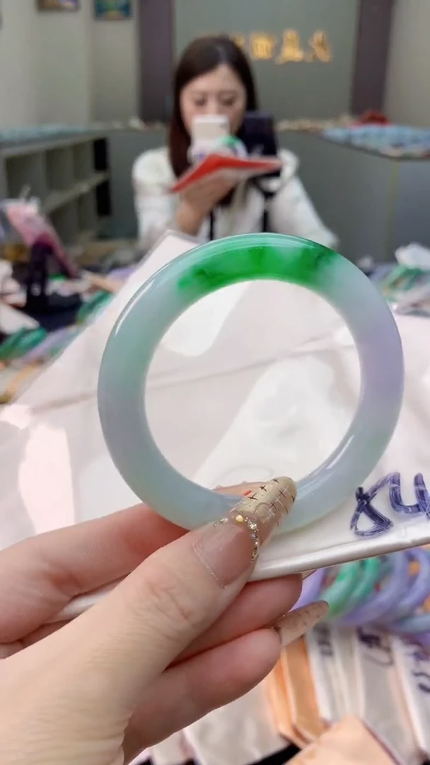 未镶嵌手镯翡翠0299080291