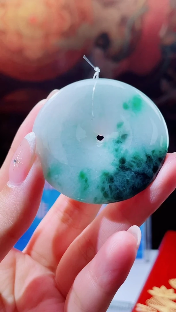 颈饰未镶嵌翡翠翡翠多样性发其一
