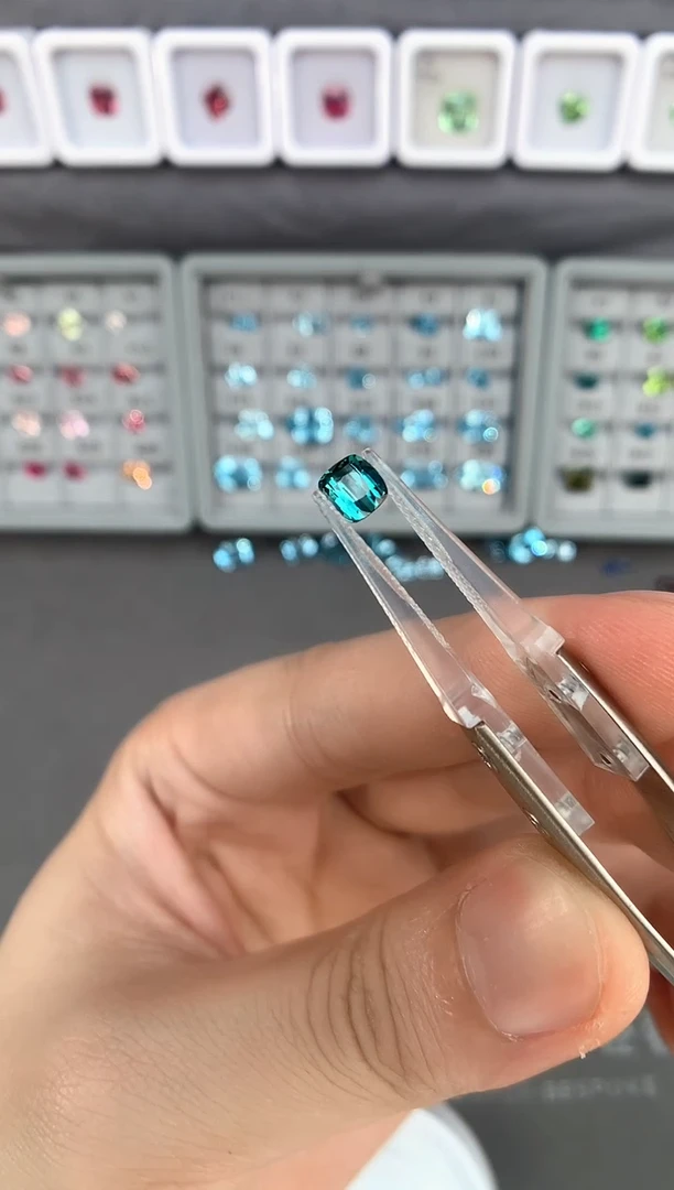 【闪购商品】定制碧玺裸石未镶嵌0.71ct