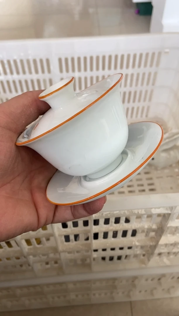 杯无运费险有瑕疵的摄影的产品有使用过的痕迹有点脏介意勿拍