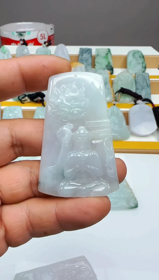 【闪购商品】翡翠颈饰未镶嵌缅甸天然A货翡翠