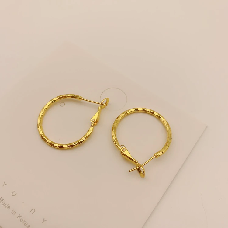 【香港正品】轻奢爆闪气质耳圈（1175）