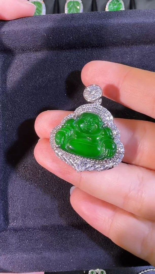 【闪购商品】翡翠吊坠(不含链)银S925镶嵌佛公
