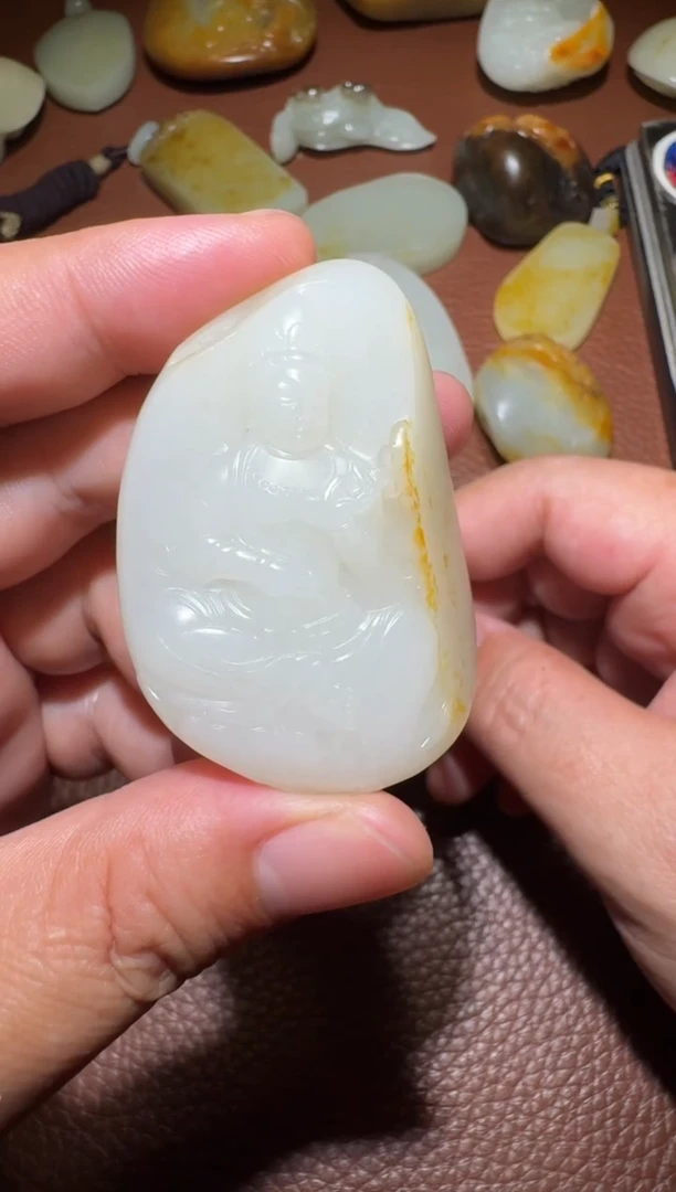 未镶嵌和田玉挂件和田玉