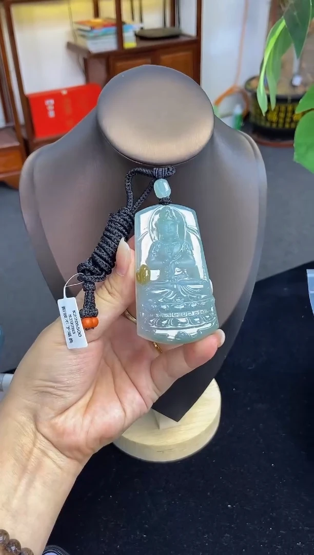 翡翠未镶嵌颈饰缅甸天然货翡翠