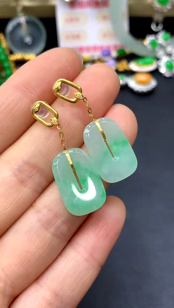 18K金镶嵌翡翠耳饰317-中国好珍宝