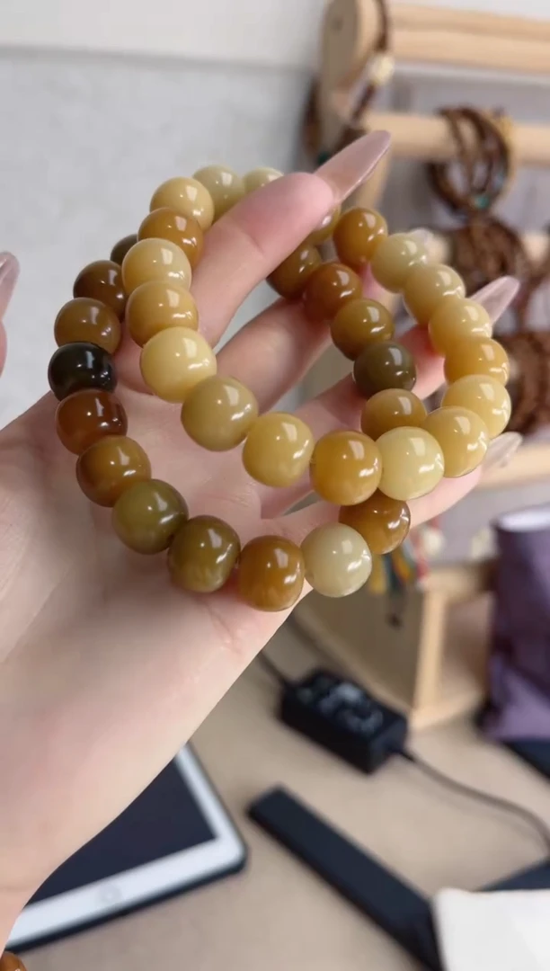 【闪购商品】菩提根/象牙果手串c89玉化苹果12.5mm随机