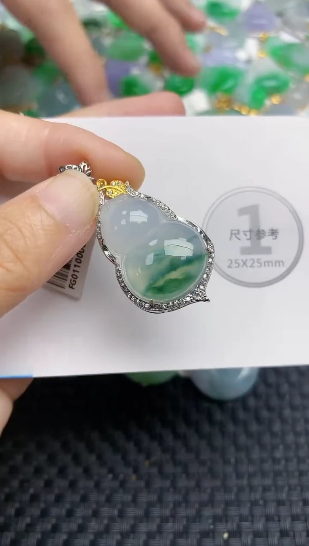 颈饰未镶嵌翡翠天然缅甸A货翡翠百元以上9元证书费自理