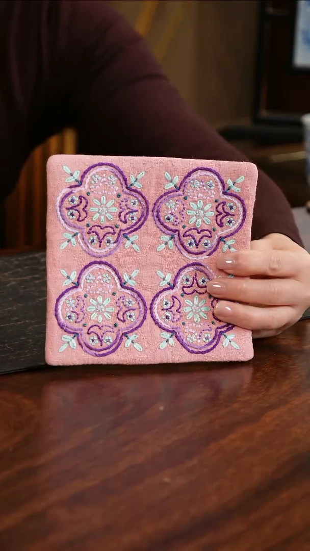 【闪购商品】织绣窗花纹正方形杯垫C款