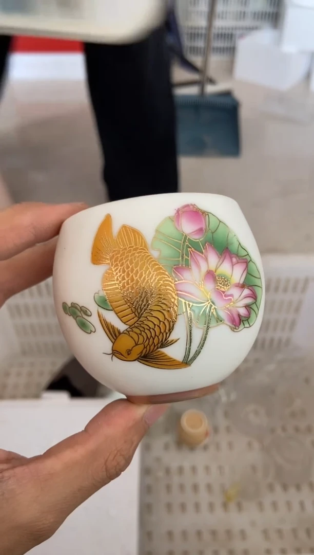 无运费险有瑕疵的摄影的产品有使用过的痕迹有点脏介意勿拍