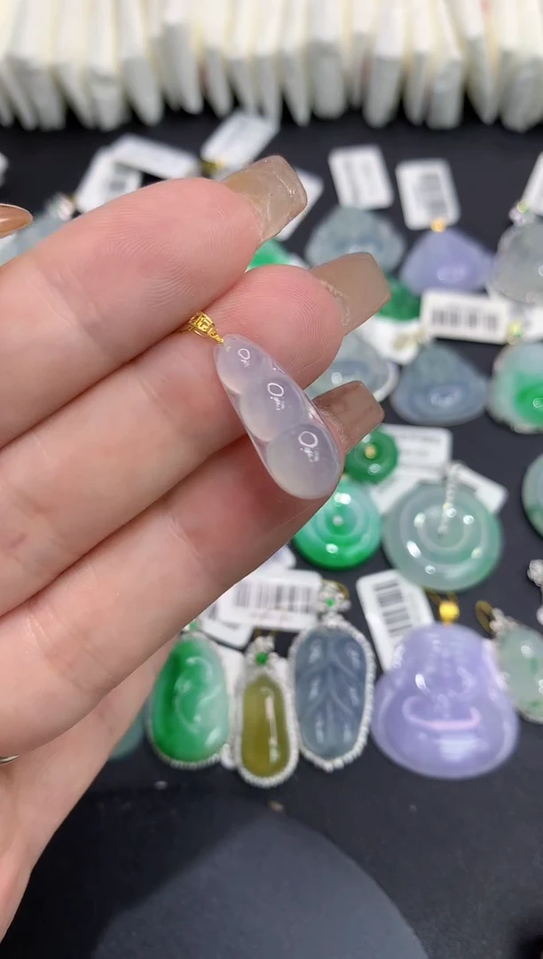吊坠(不含链)18K金镶嵌翡翠111