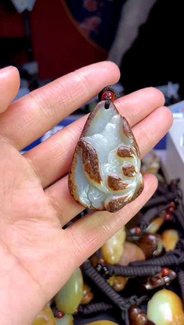 【闪购商品】和田玉颈饰未镶嵌1
