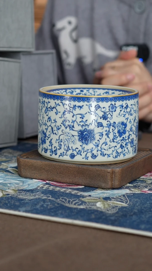 【闪购商品】【青花缠枝莲烟灰缸】【15西泠礼盒】