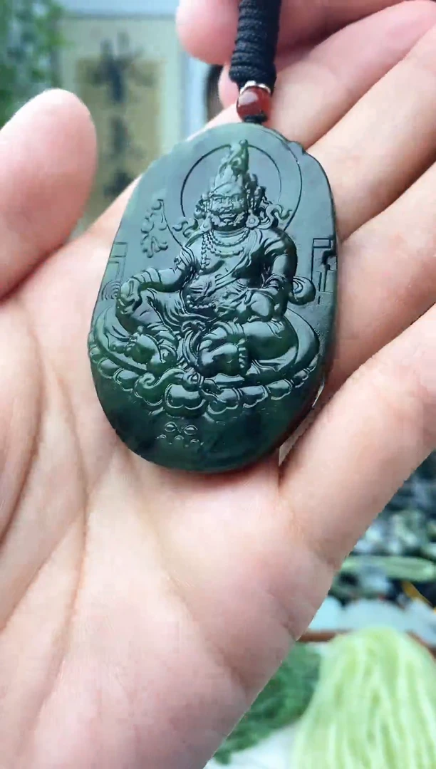 和田玉未镶嵌颈饰1