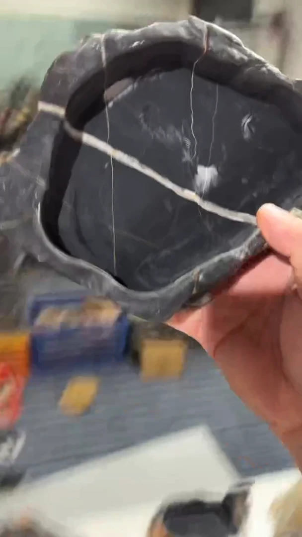 莫*提意境典雅砚台烟缸摆件
