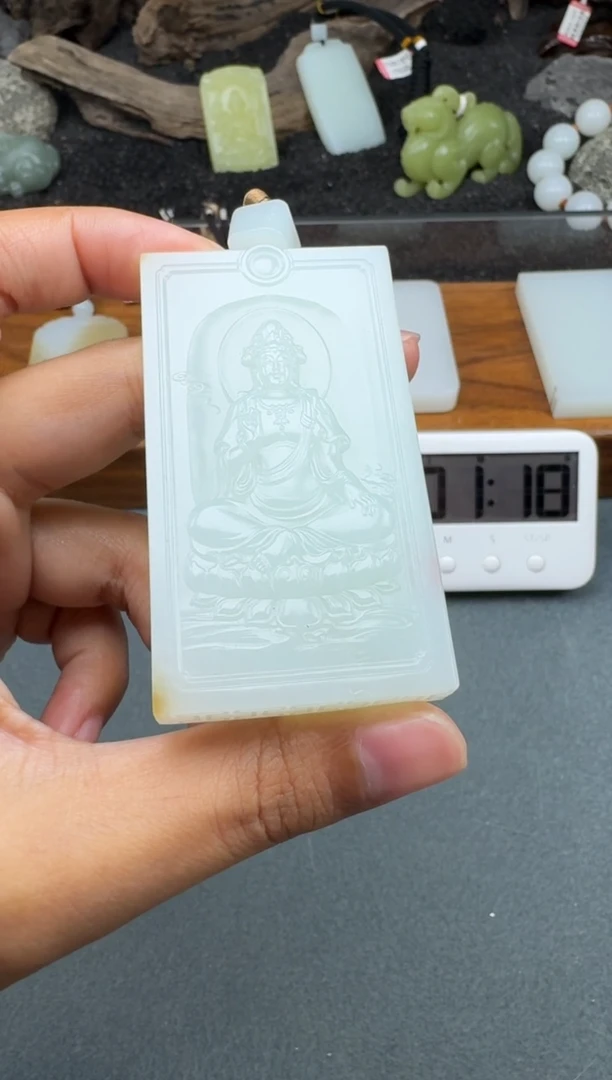 颈饰未镶嵌和田玉起**生1