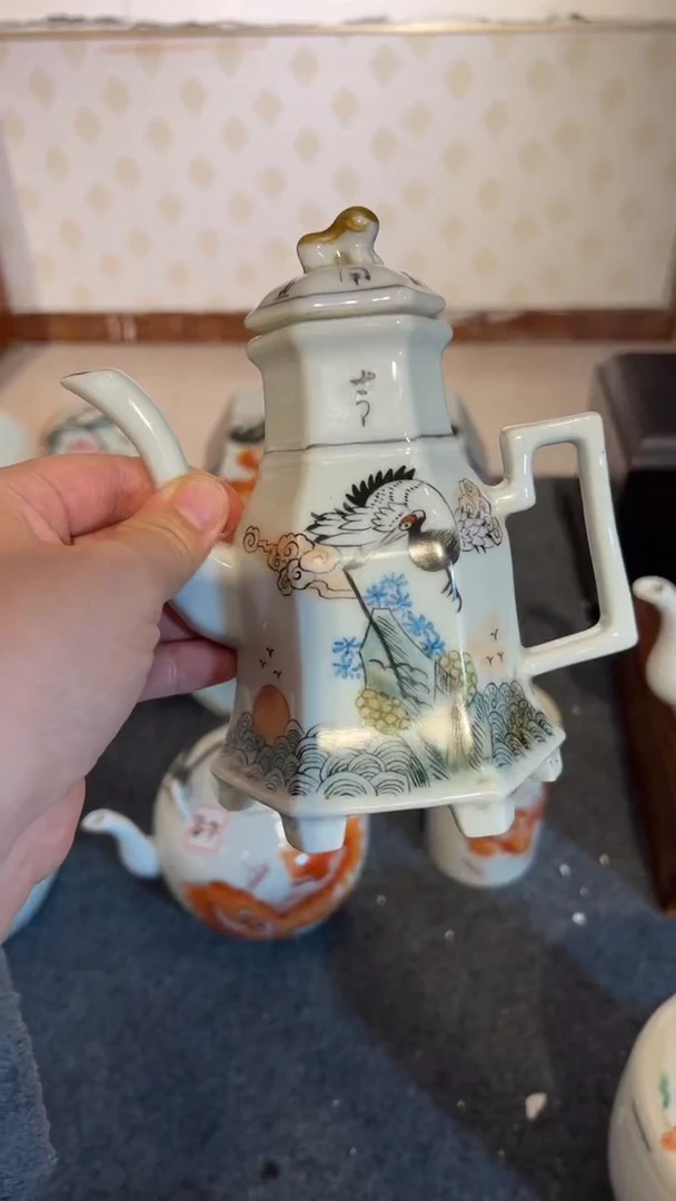 摆件瓷摆件瓷摆件8加1壶