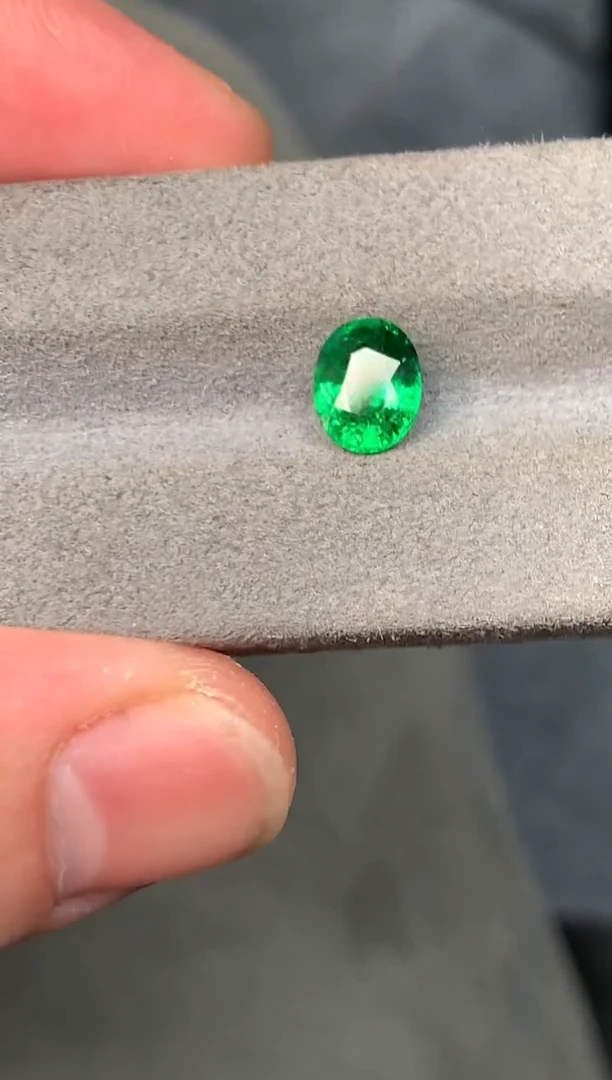 未镶嵌裸石石榴石（沙弗莱）1.64ct 卡扎尼裸石