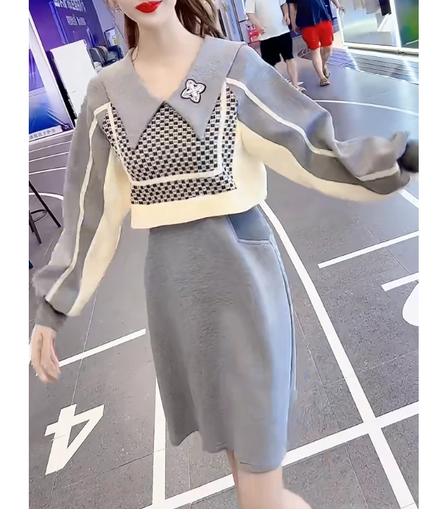 2025年春季新款时尚百搭显瘦韩版连衣裙女假两件洋气