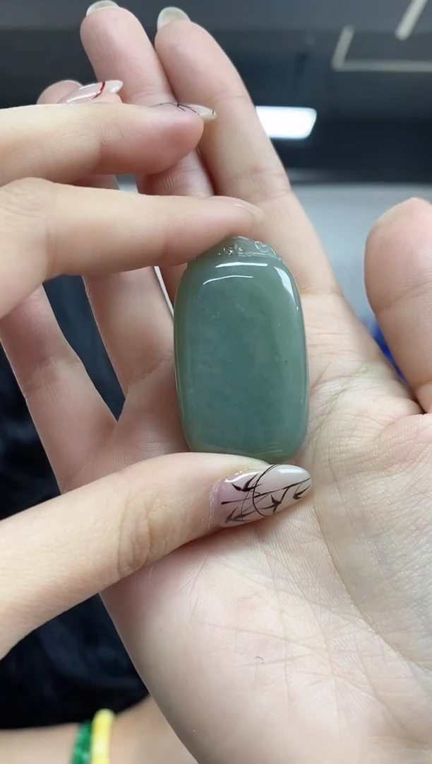 【闪购商品】和田玉吊坠未镶嵌多样性发其一颜色微差