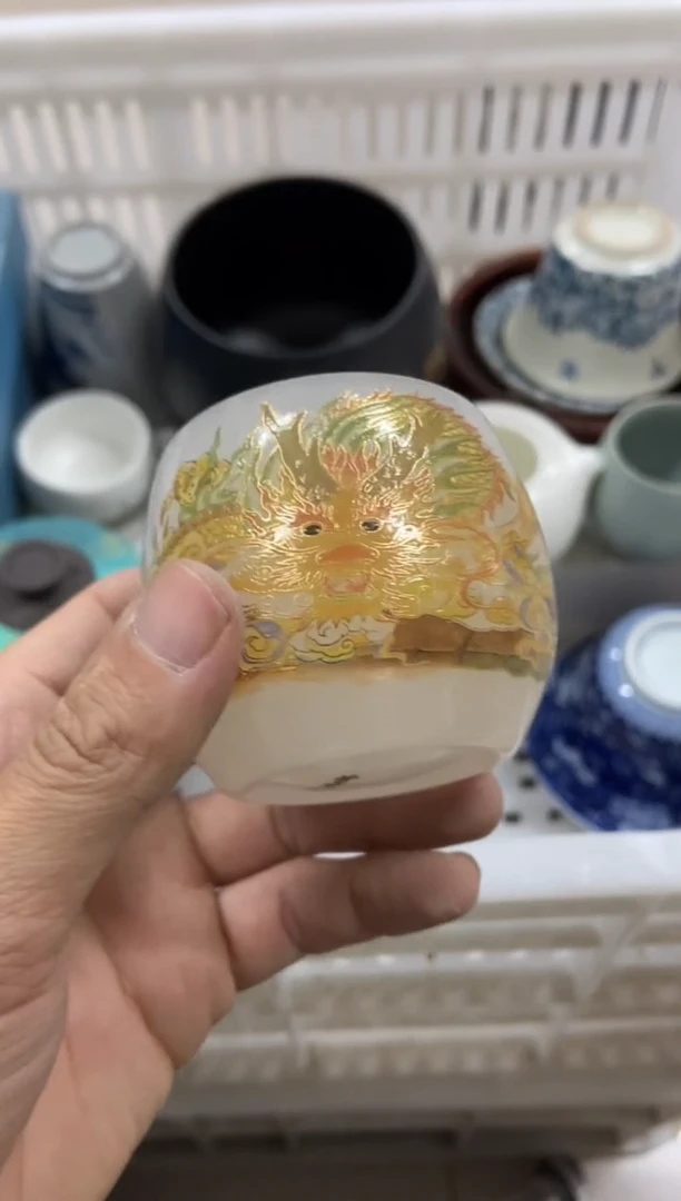 杯无运费险有瑕疵的摄影的产品有使用过的痕迹有点脏介意勿拍