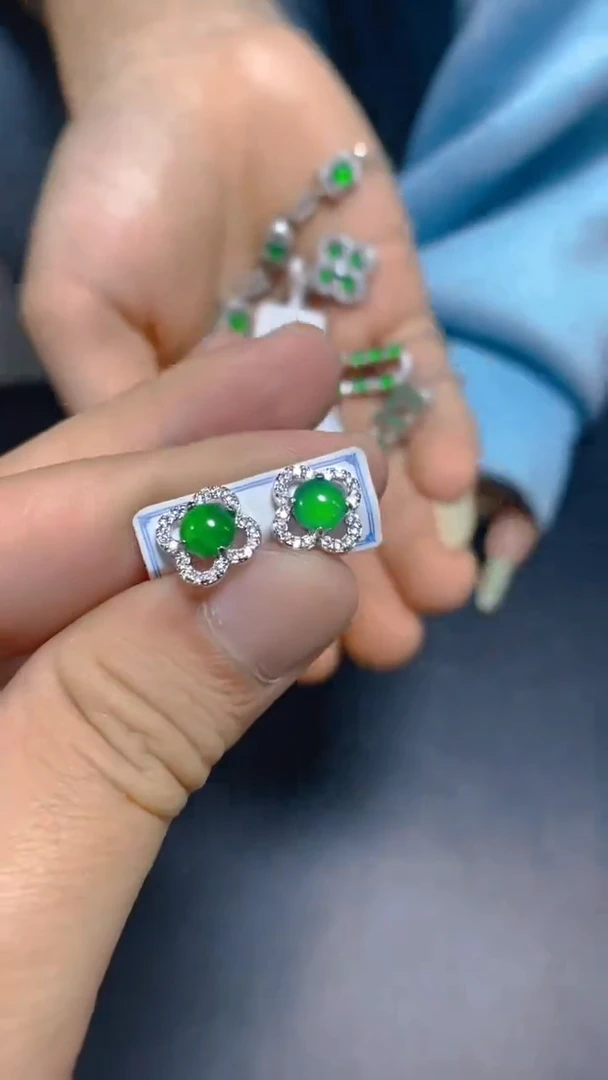 【闪购商品】翡翠耳饰未镶嵌0749787348