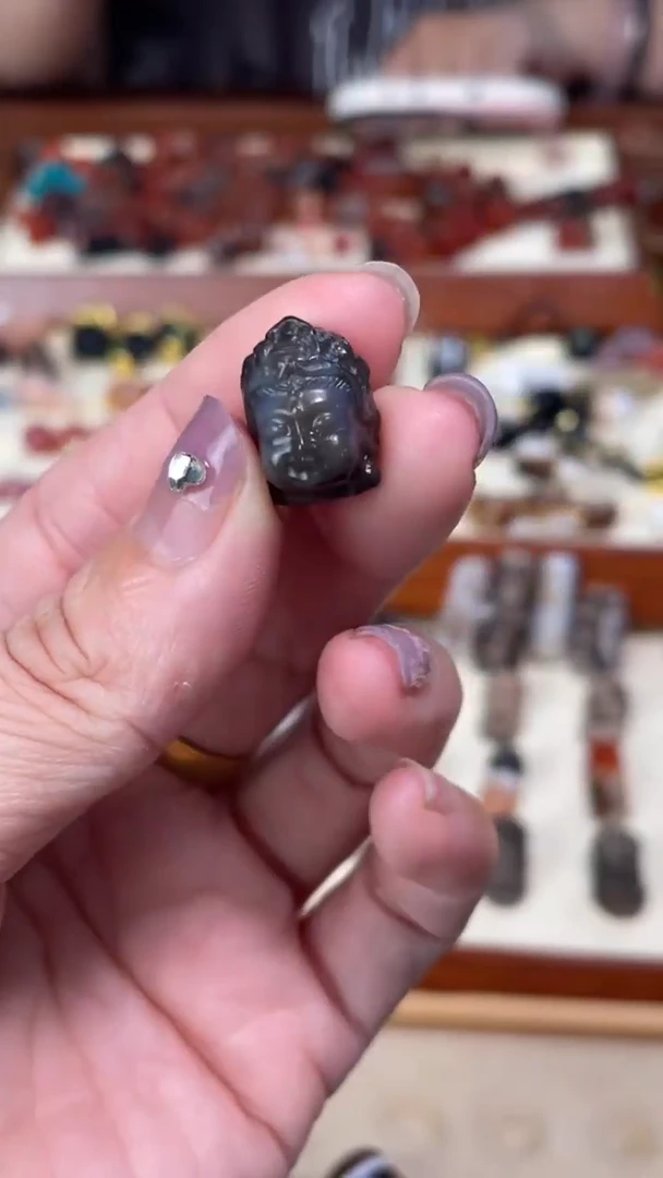 玛瑙/玉髓颈饰未镶嵌85观音