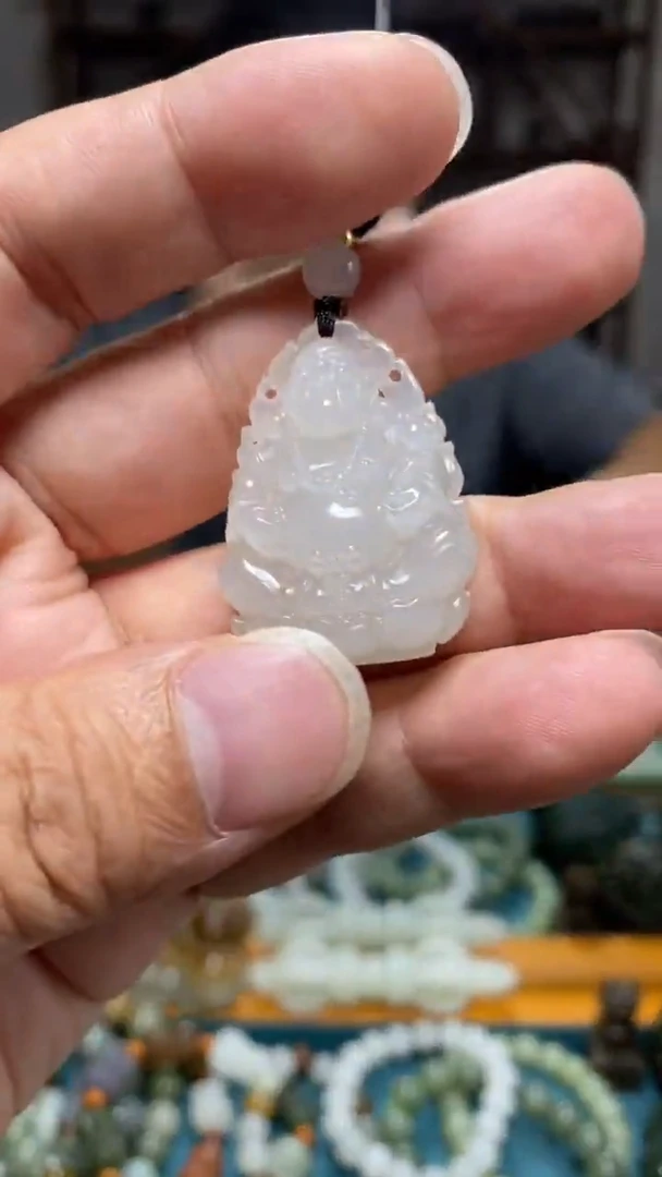 和田玉未镶嵌颈饰81