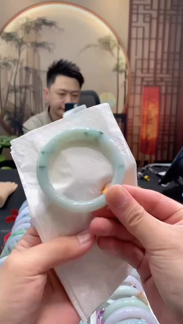 未镶嵌手镯翡翠000051946
