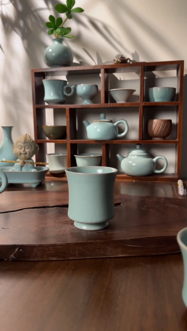 【闪购商品】壶仿古釉色束腰闻香