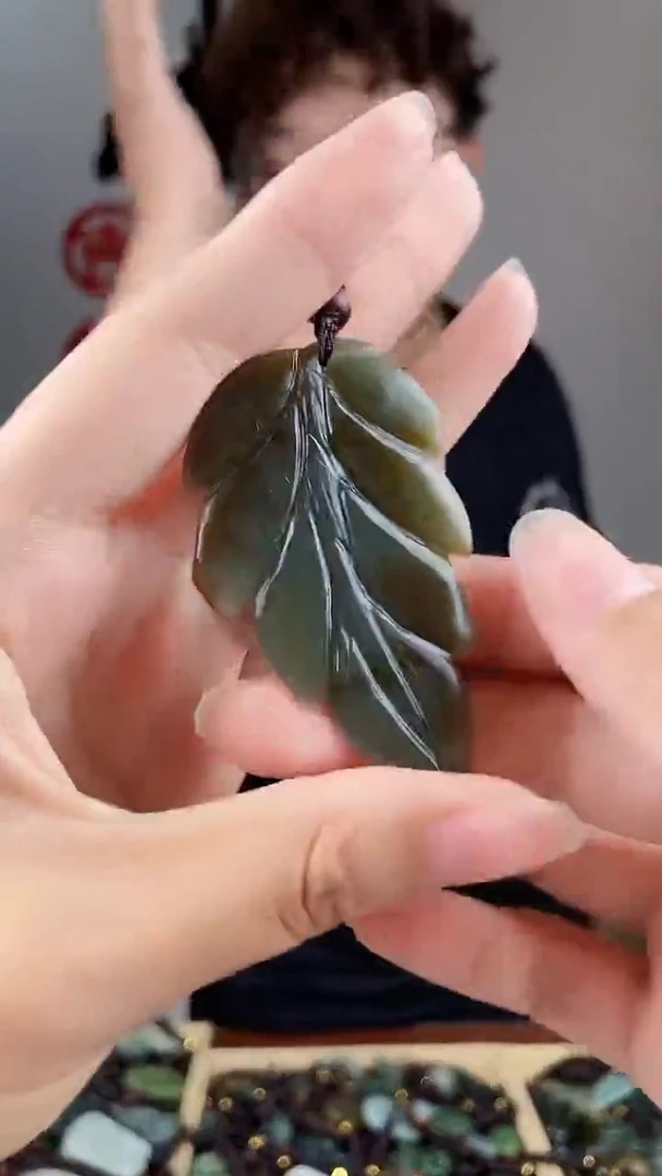 和田玉未镶嵌挂件拍一发一，多样性发货