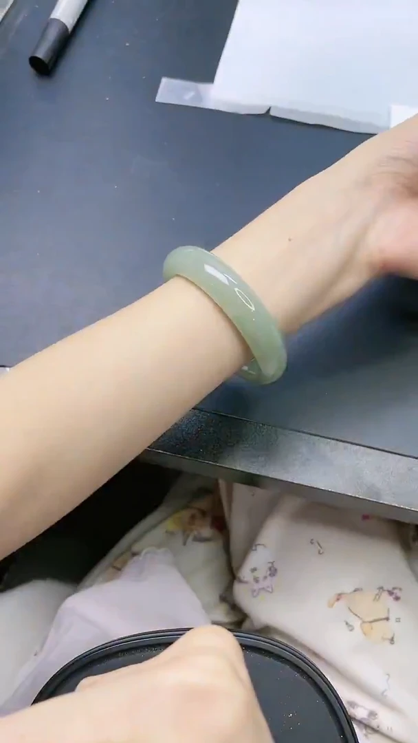 石英质玉手镯未镶嵌26-54.1