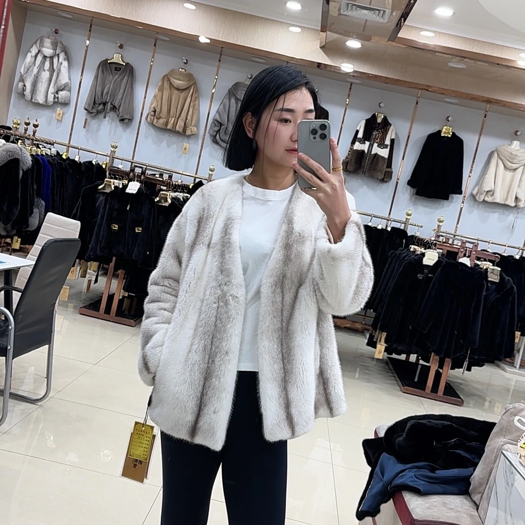 十字65长短款V领开衫