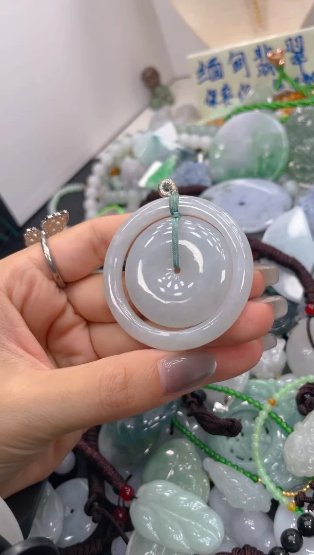 未镶嵌挂件翡翠013