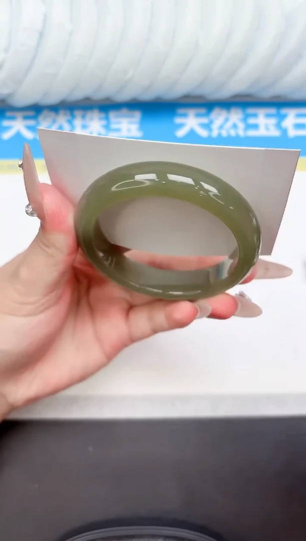 未镶嵌手镯石英质玉332-57