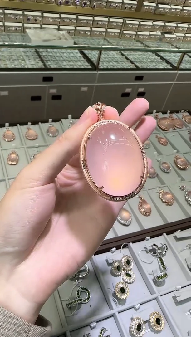 【闪购商品】芙蓉石颈饰银S925镶嵌25*3mm高级款粉水晶