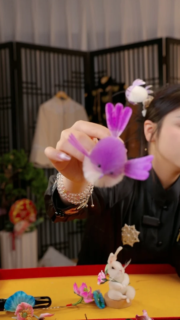 刺绣易*苏绣非遗绒花饰品