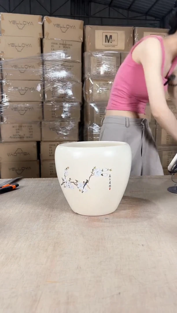 蛋型喜上米黄中号19x19