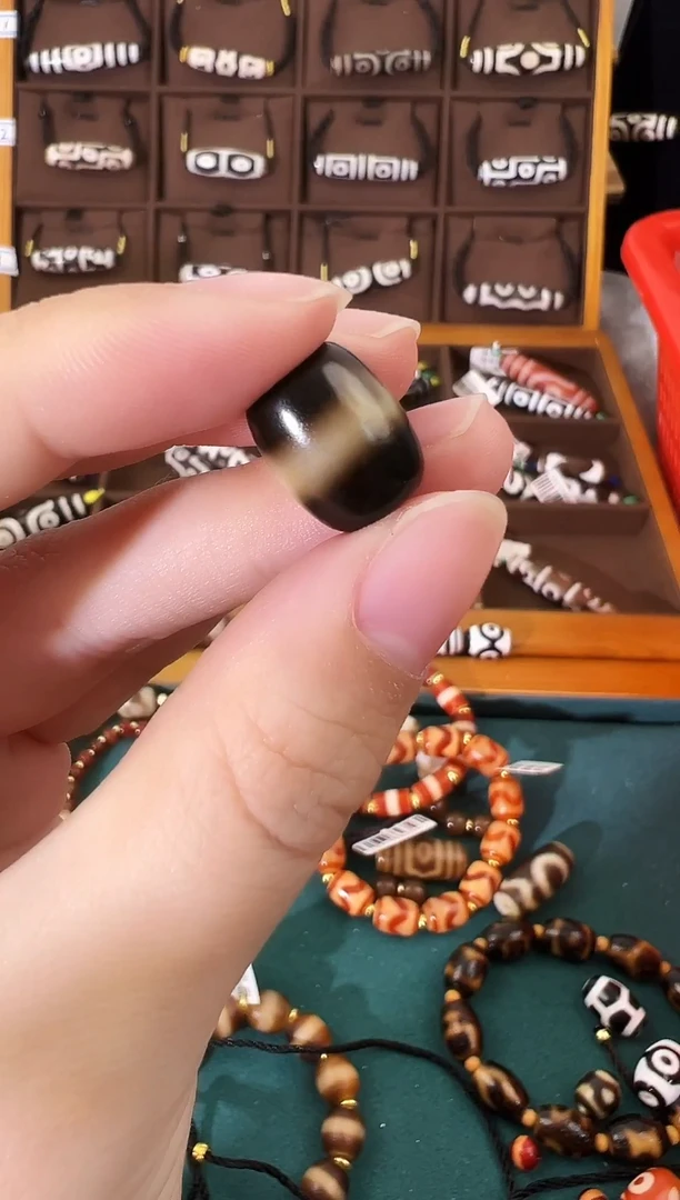 玛瑙/玉髓（覆膜）颈饰未镶嵌36（微瑕随机发货）