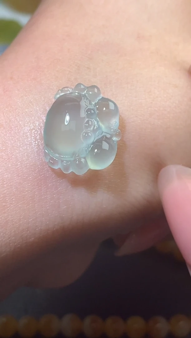 未镶嵌定制翡翠毛货