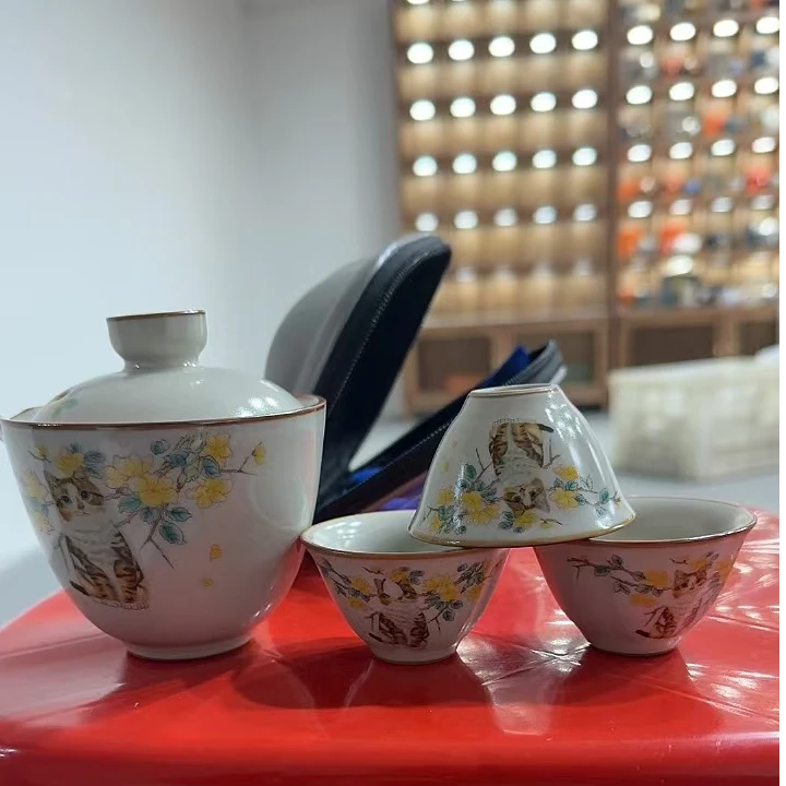 F993-小猫旅行茶具