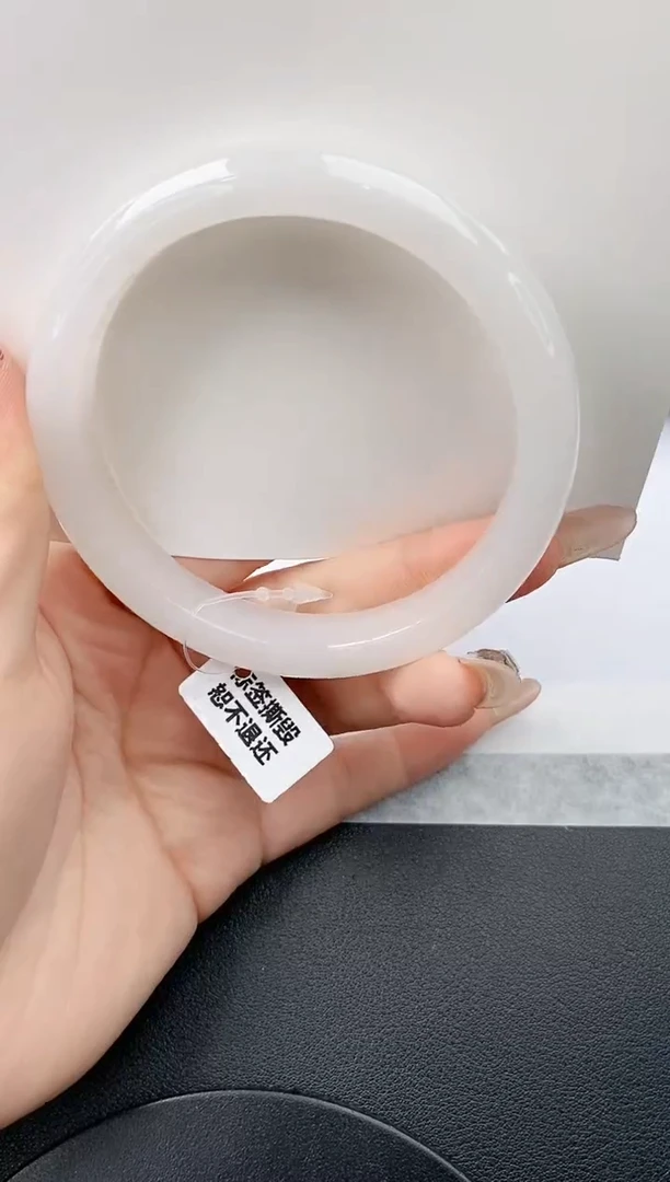 未镶嵌手镯石英质玉w131-B